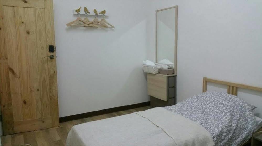 Green Home Hostel And Massage Bangkok Exterior foto
